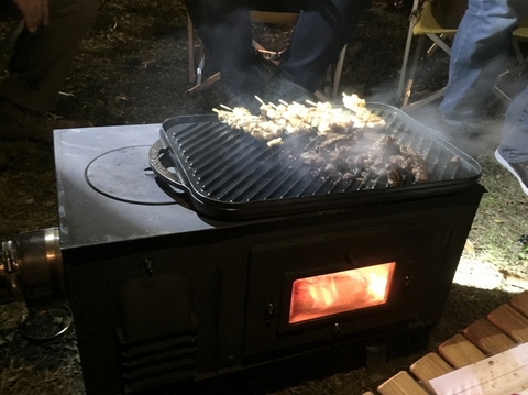 ふもとっぱらでそとあそび_薪ストーブ_調理器具_キャンプギア_バーベキュー