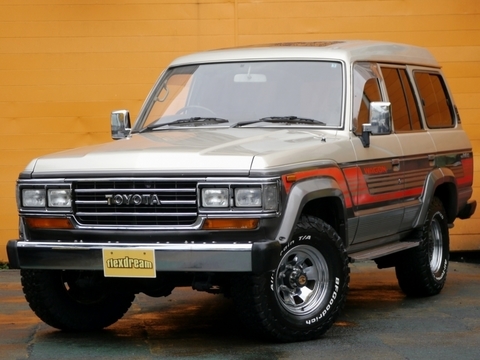 FJ62G_ガソリン_オートマ_ゴールド_ツートン_フロント